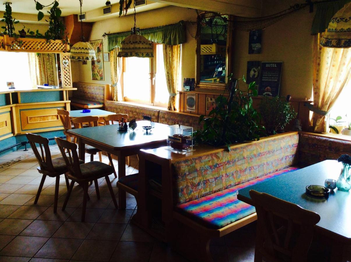 Mooswirt Bed & Breakfast Ranten Bagian luar foto
